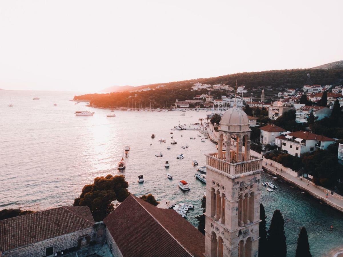 Dolce Vita Hvar Town Bagian luar foto